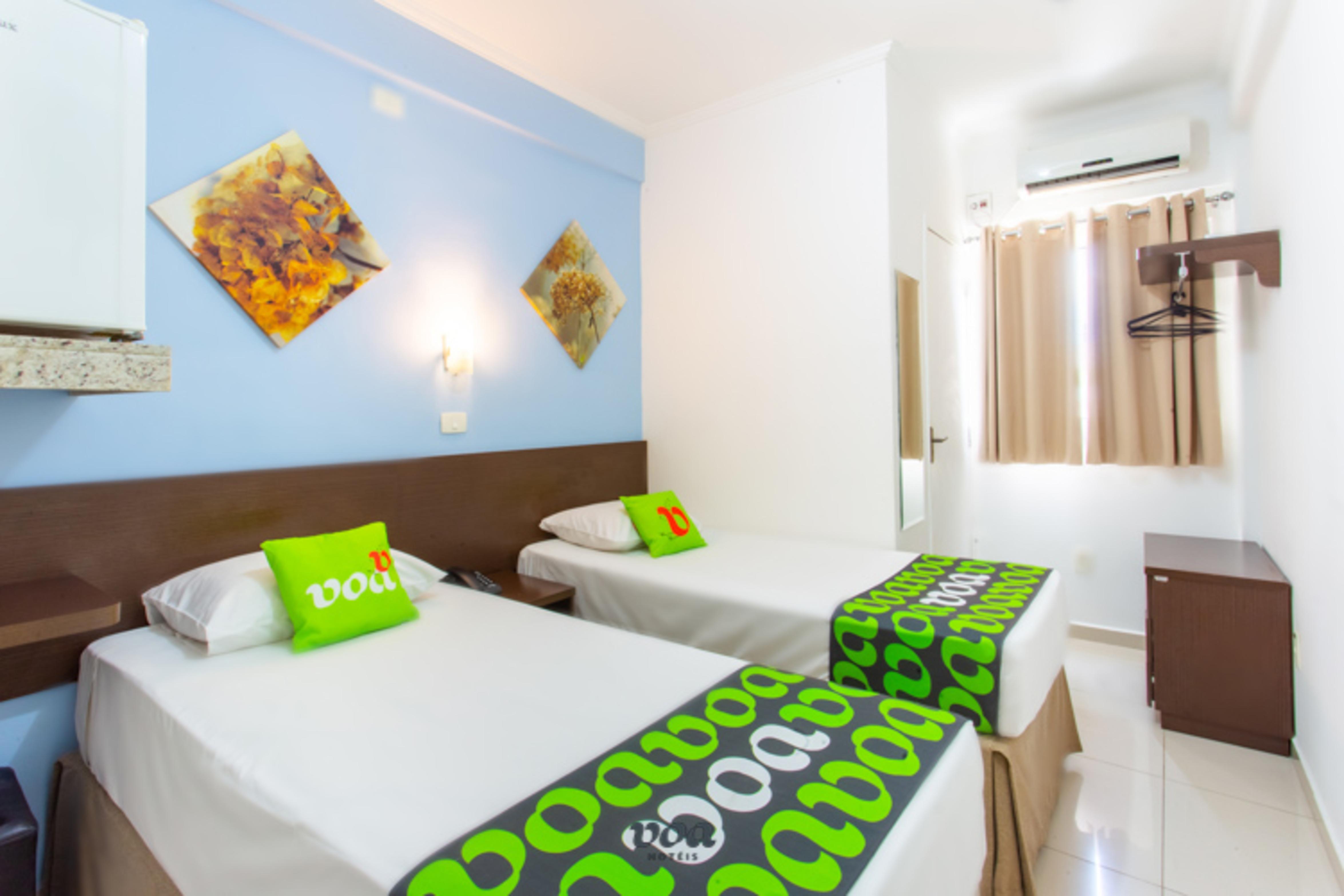 Voa Convenience Hotel Жундиаи Экстерьер фото